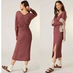 Daily Practice by Anthropologie Women Large Plum Long‎ Sleeve V-Neck Midi Dress
